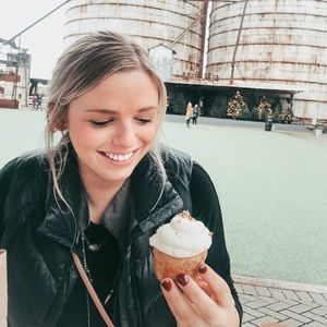 Meet your Posher, Heather